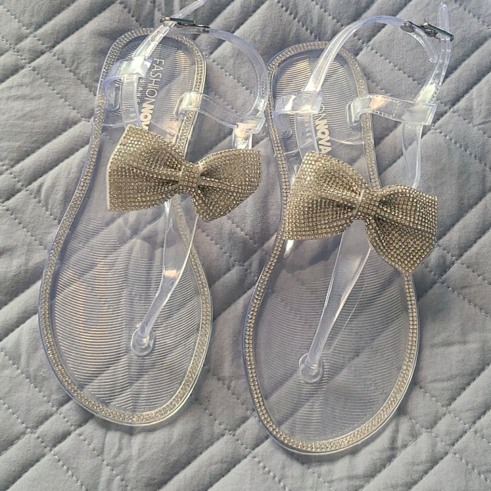Fashion nova clear jelly sandals